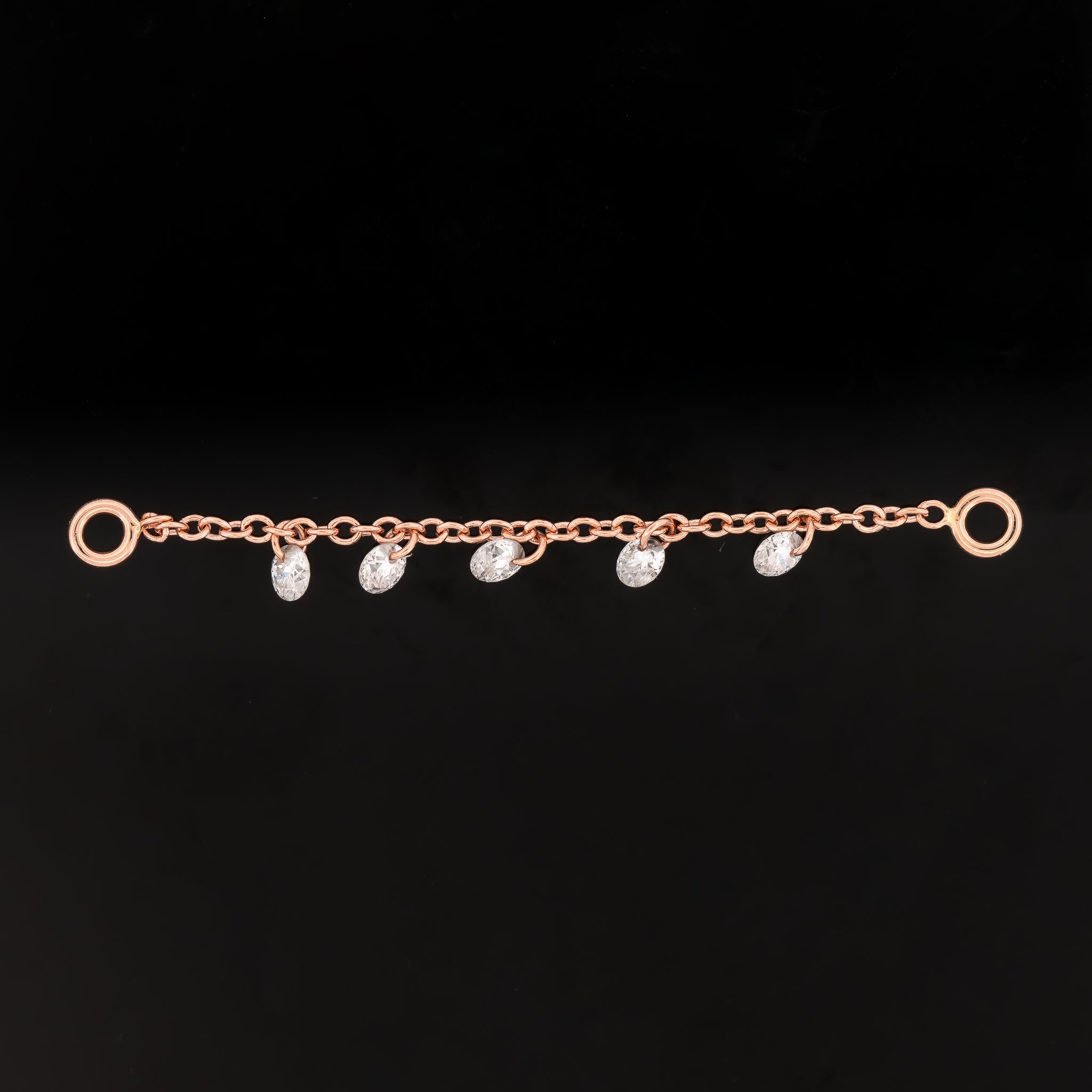 Ewen Chain, photo 2 of 2