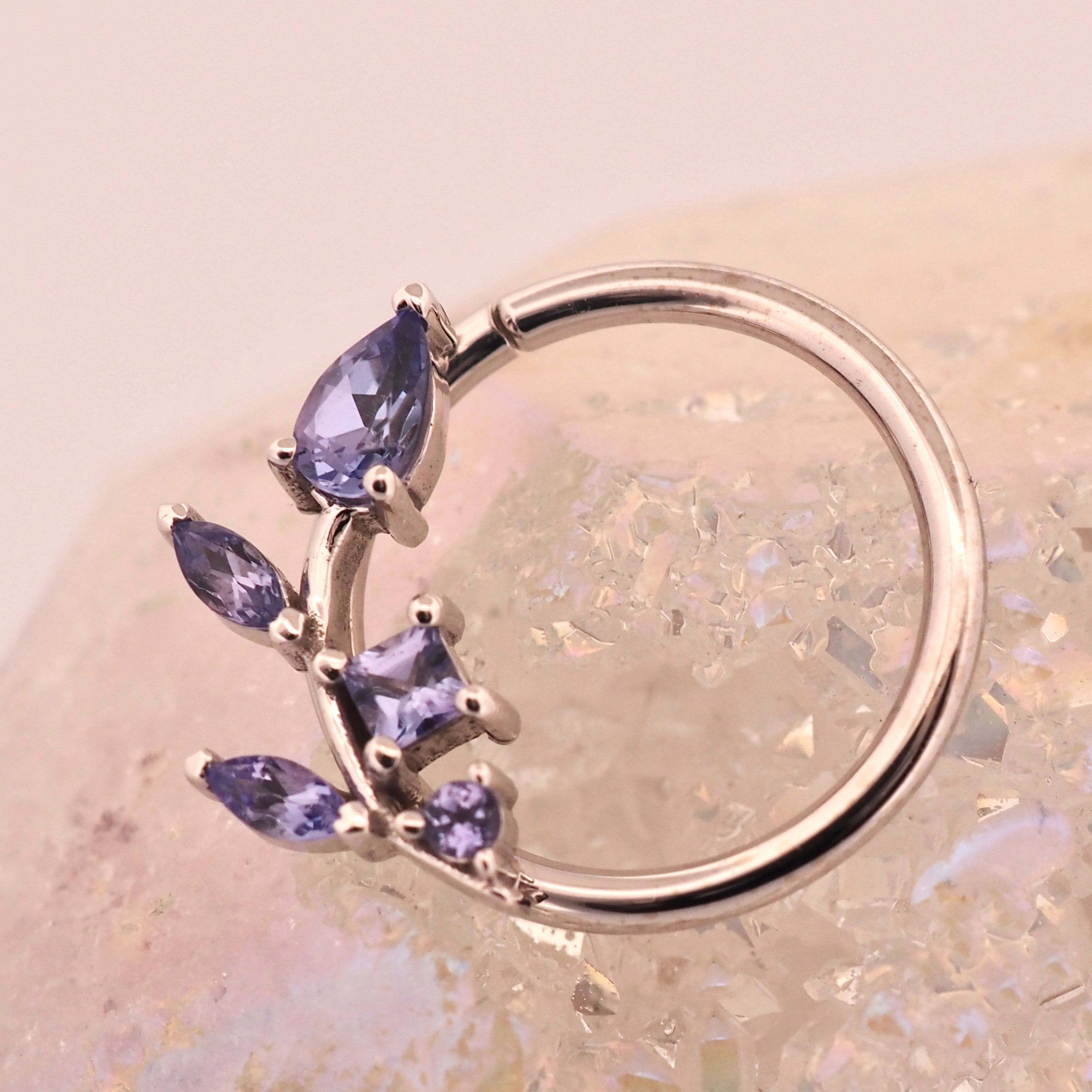 Jasmine Vine Seam Ring, photo 4 of 5