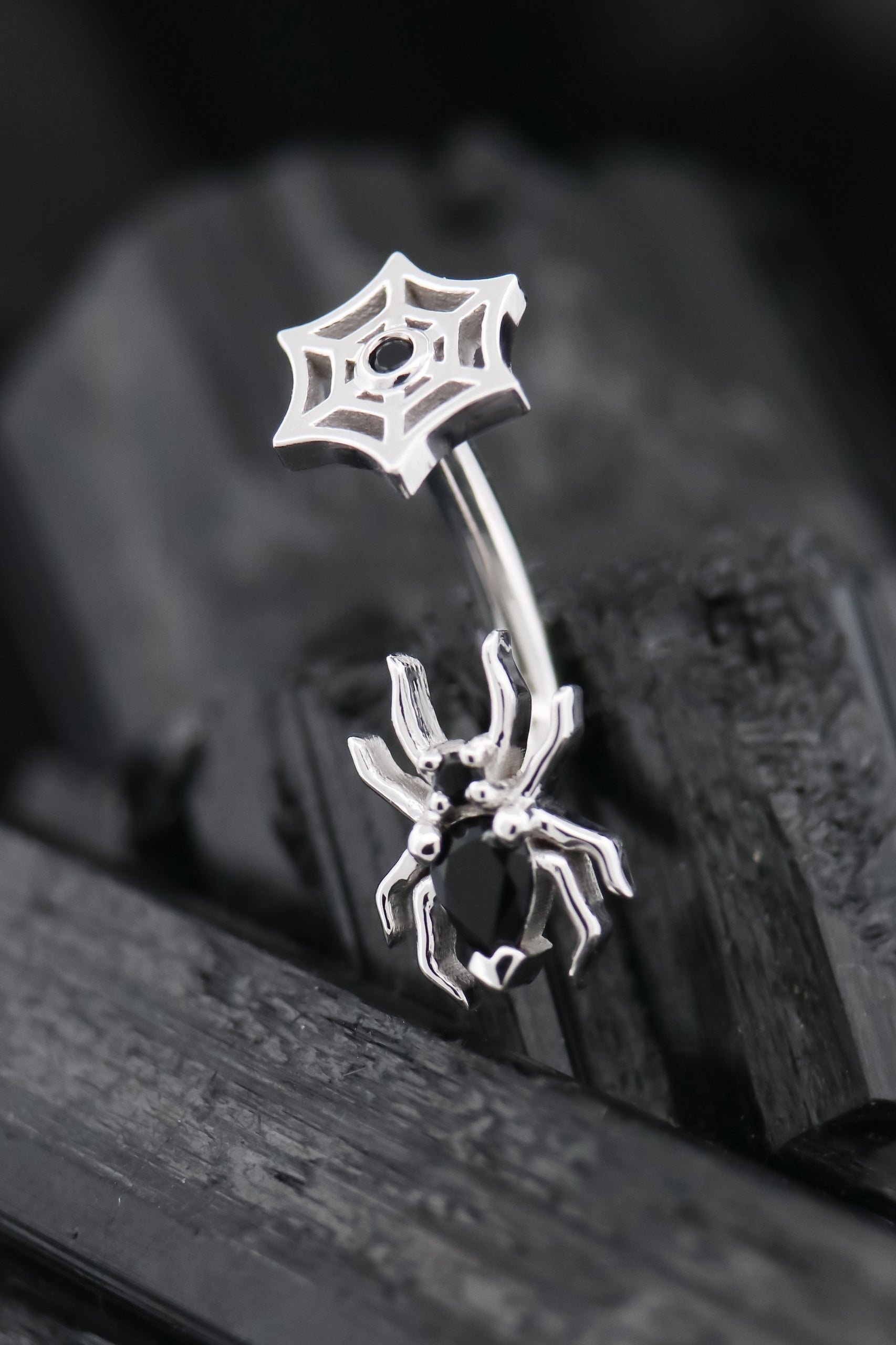 Spooky Sabrina Threaded Curved Barbell