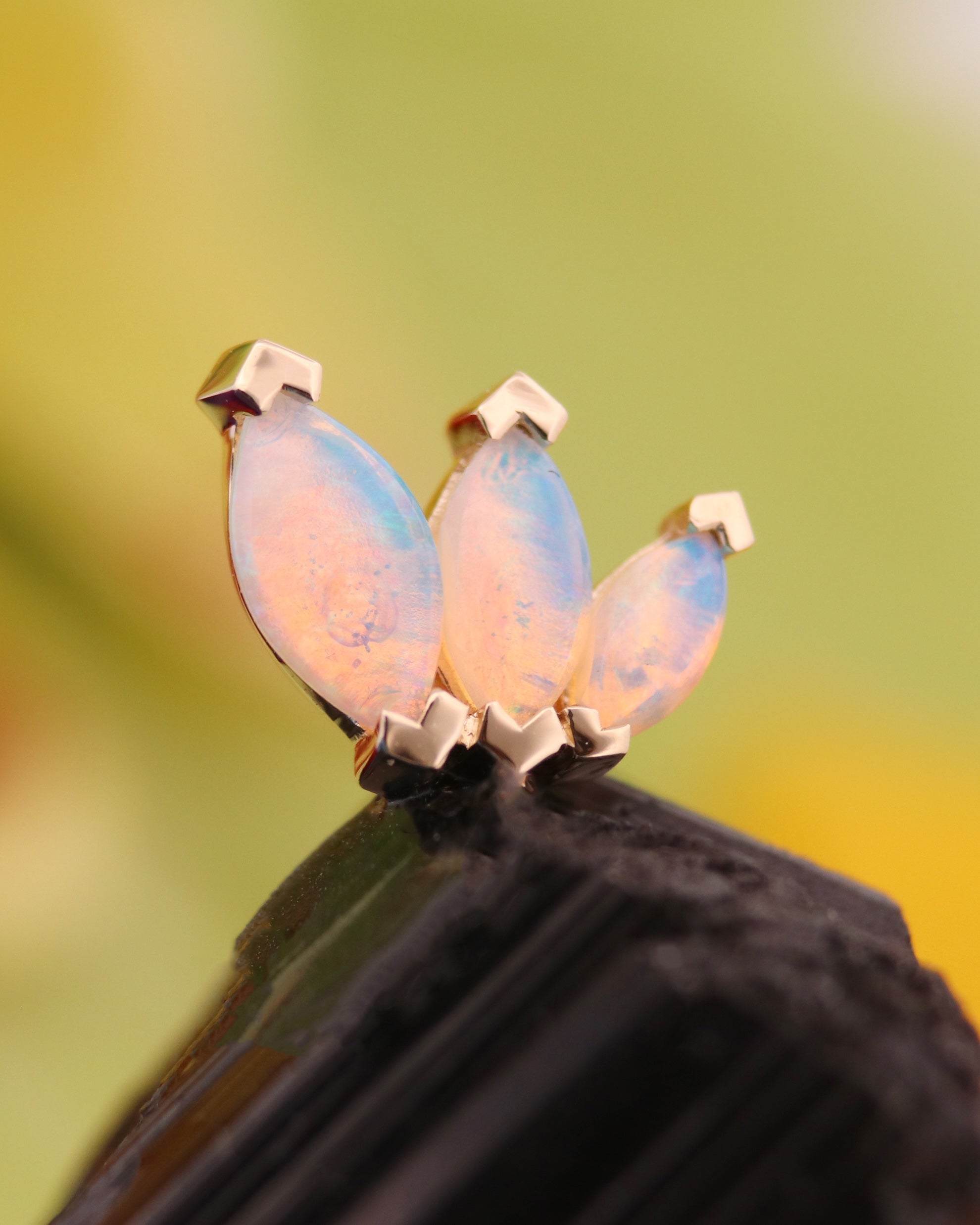 Large French Kiss Threaded End
