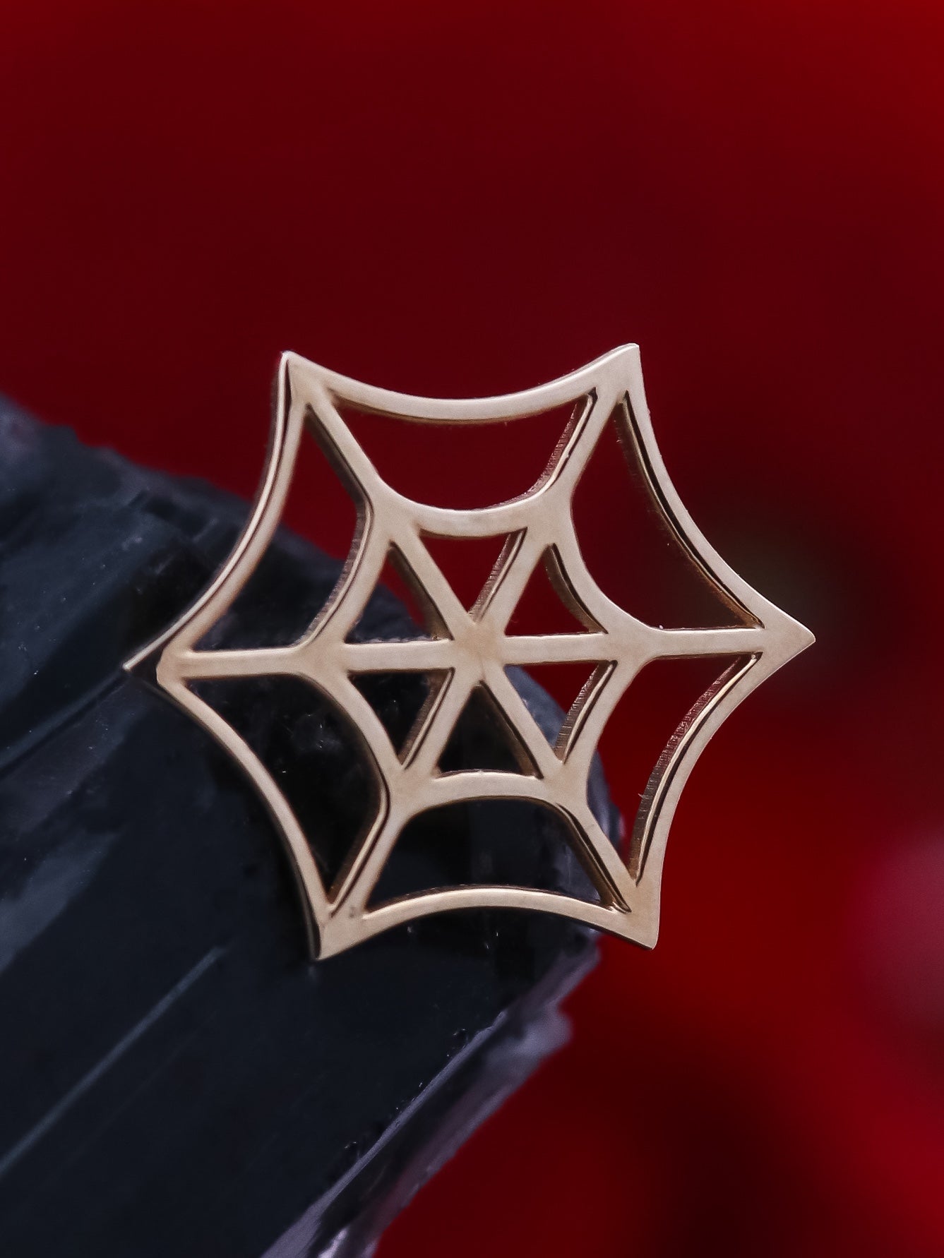 Spider Web Threaded End, photo 1 of 8